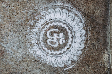Arrière plan mandala avec symbole des chakras