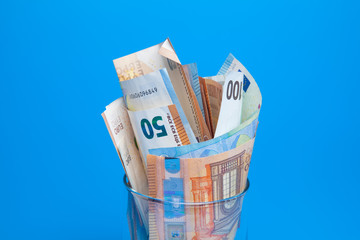 Dinero en billetes de Euro, útil para la compra de bienes de equipo, para ir de compras al...