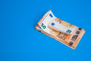 Dinero en billetes de Euro, útil para la compra de bienes de equipo, para ir de compras al...