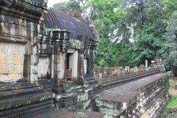 ruins cambodian temple angkor wat
