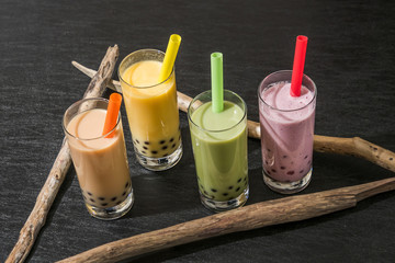 タピオカアイスティー　タピオカドリンク　Asian style Tapioca bubble tea