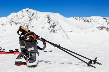 ski hardware equipment resting on the snow