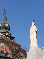 Denkmal Kaiser Jovan Nenad in Subotica - Vojvodina - Serbien - obrazy, fototapety, plakaty