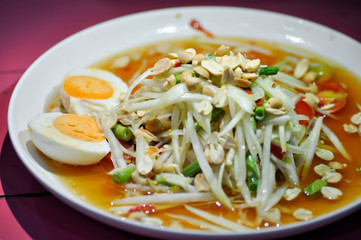 papaya salad, spicy or som tam