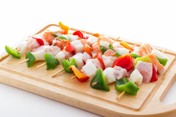 Fish and vegetable kebabs