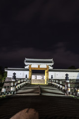 春の山形城跡の本丸跡の風景