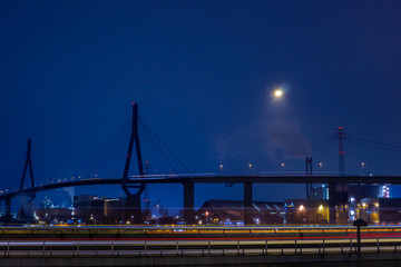 Fototapeta na wymiar Köhlbrandbrücke Hamburg
