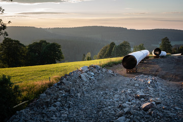 Eisen Rohr in Landschaft