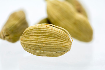 Escribir para añadir, dejar en blanco para borrar