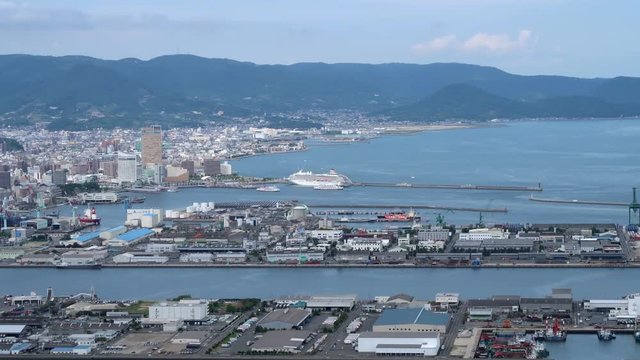 高松港の飛鳥２
