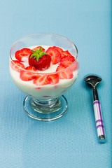 strawberry ice cream homemade pastry