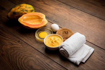 Papaya Face mask for acne treatment, selective focus