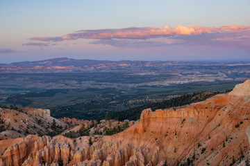 Beautiful sunset view of the Bryce Canyon National Park at Bryce Point