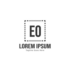 Obraz premium Initial EO logo template with modern frame. Minimalist EO letter logo vector illustration