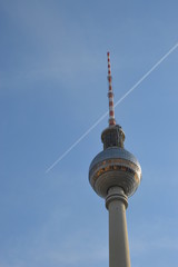  BERLIN WIEŻA  TELEWIZYJNA    Berliner Fernsehturm © jaceka