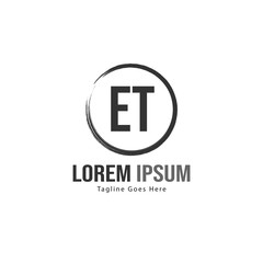 Fototapeta premium Initial ET logo template with modern frame. Minimalist ET letter logo vector illustration