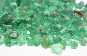 emerald raw gemstones
