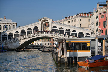 Fototapeta na wymiar Rialtobrücke | Venedig