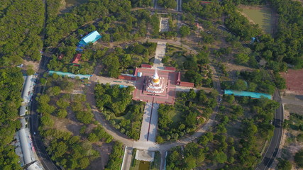 Phra That Nadun is a place of worship for Thai Buddhists.
