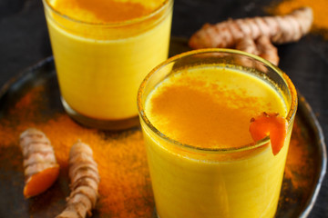 Golden milk with turmeric powder