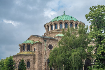 Fototapeta na wymiar St. Nedelya Church with the iconic Vitosha Mountain Range in the background, Sofia, Bulgaria