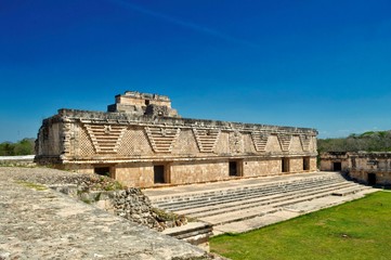 Vista del Cuadrángulo de las Monjas, en el área arqueológica de Uxmal, en la Península de...