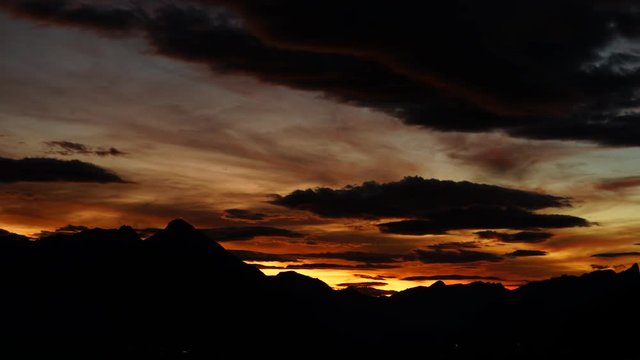 Sonnenuntergang Zeitraffer von Harderkulm richtung Sonnenuntergang