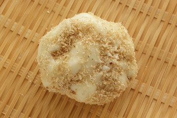 Chinese herbal medicine, lily root on bamboo basket