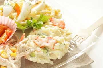 potato and mayonnaise salad