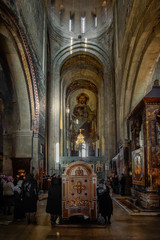 Fototapeta na wymiar inside Swetizchoweli cathedral in mzcheta