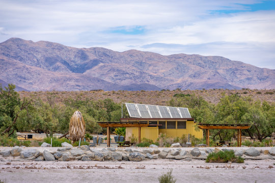 Salton Sea recreation area buildings