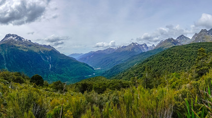 Obraz premium hiking the key summit track, southern alps, new zealand 4