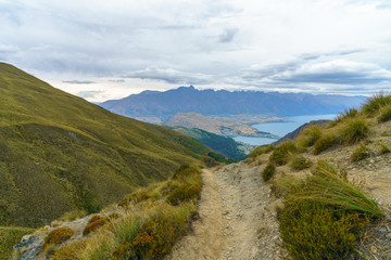 Fototapeta premium hiking the ben lomond track, view of lake wakatipu at queenstown, new zealand 6