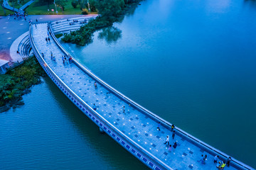 The Anh Sao (Starlight) Bridge is located in the heart of the international commercial and financial district of Phu My Hung. It is the first modern pedestrian bridge of Ho Chi Minh City in Vietnam