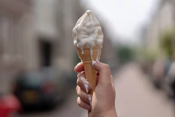 Foto auf Alu-Dibond    Melting soft serve ice cream © Bart