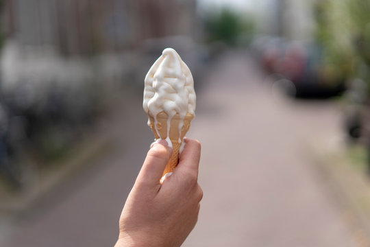    Melting soft serve ice cream