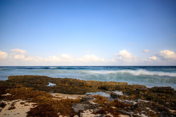 Fototapeta na wymiar a long exposure of the sea in Mexico