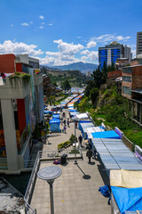 Fototapeta na wymiar Colorful bolivian bazaar in La Paz