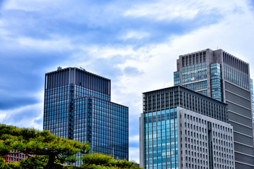 Fototapeta premium Chiyoda, TOKYO / Japan - Apr.11, 2019 : Cityscape of Marunouchi, Tokyo.