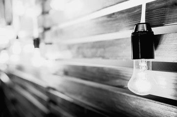 Vintage style light bulbs hanging from the ceiling