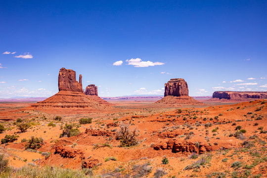 Monument Valley Tribal Park in the Arizona-Utah border, USA