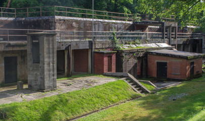 Fort Hunt, a former US Navy fort, defensive fort and it's navel gun battery battery.  This fort was made for the Spanish American war, updated for WWI, and used as a POW camp in WWII.