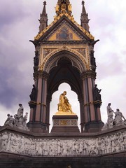 Fototapeta na wymiar Prince Albert Memorial - Iconic Gothic Memorial from Queen Victoria constructed in 1876. Hyde Park and Kensington Park area, London, UK