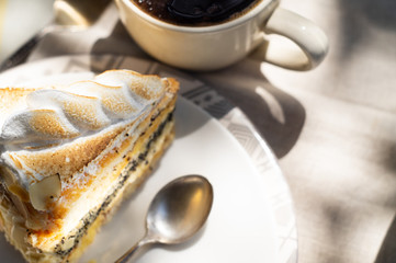 Biscuit with almonds, poppy seeds and cream