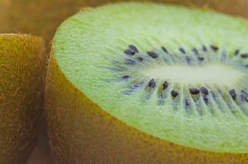 Detail photo of kiwi fruit cut in halves