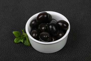 Black olives in the bowl