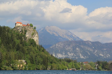 Fototapeta na wymiar lake bled slovenia