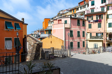 Fototapeta premium Scenic view of colorful village Riomaggiore in Cinque Terre, Italy