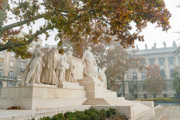 Fototapeta na wymiar Morning haze view of the Kossuth Monument
