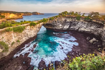 Fototapeten Broken Beach in Bali. Exotic scenic location in Bali Indonesia Blue water isolated beach pristine beach with clear water © vipul vaibhav